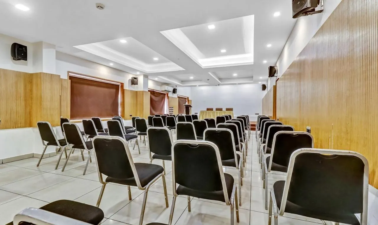 Medora Hotel Kozhikode India