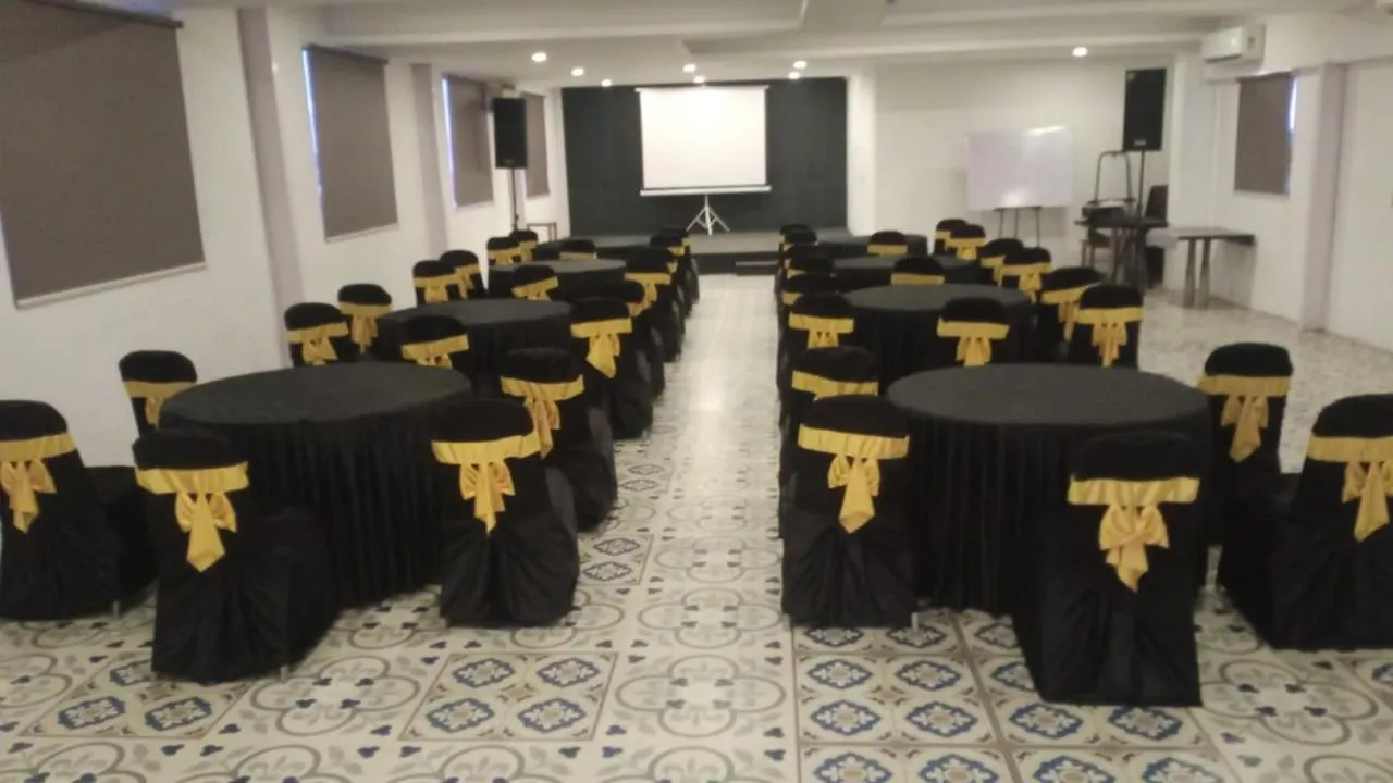 Medora Hotel Kozhikode